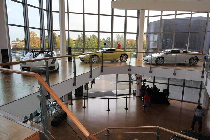 motorvalley-lambo-museum-ferraripagani-factory-tours-museums