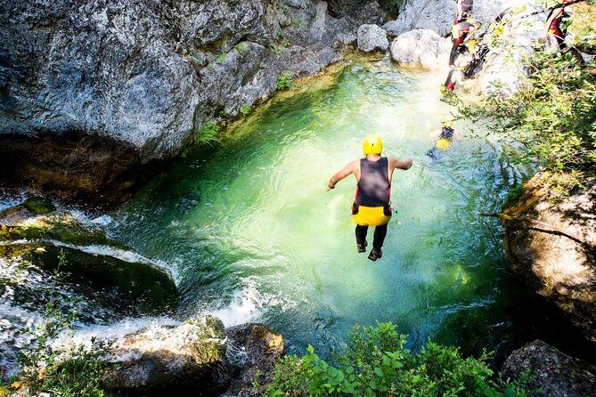 mount-olympus-river-trekking-activity-in-orlias-river