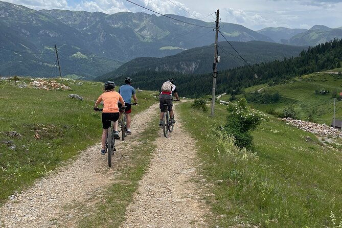 mountain-biking-tour
