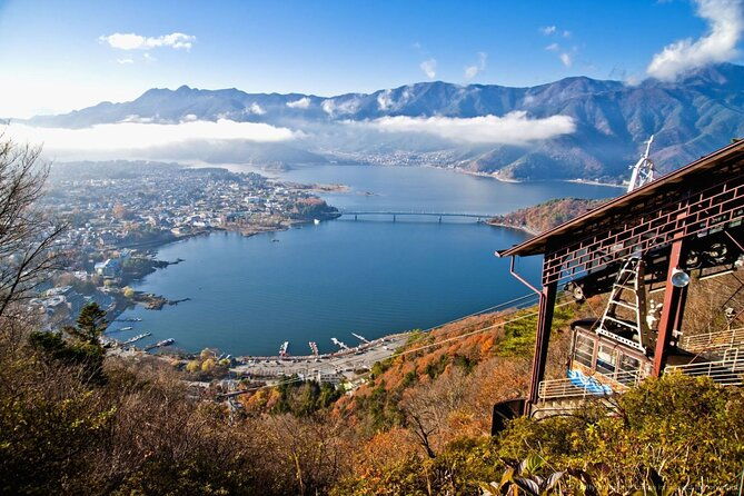 mountain-fuji-tour-in-japan-with-professional-english-tour-guide