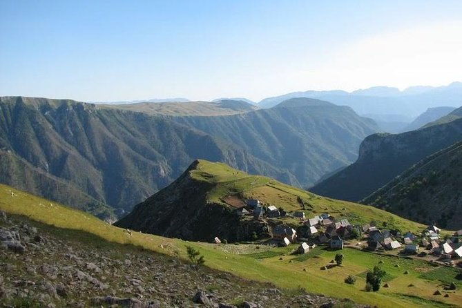 mountain-village-lukomir-full-day-adventure-tour