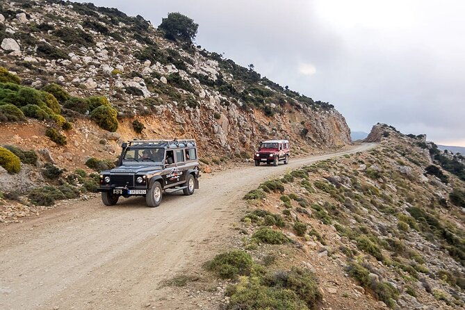 mountains-of-crete-4x4-tour-with-taverna-lunch