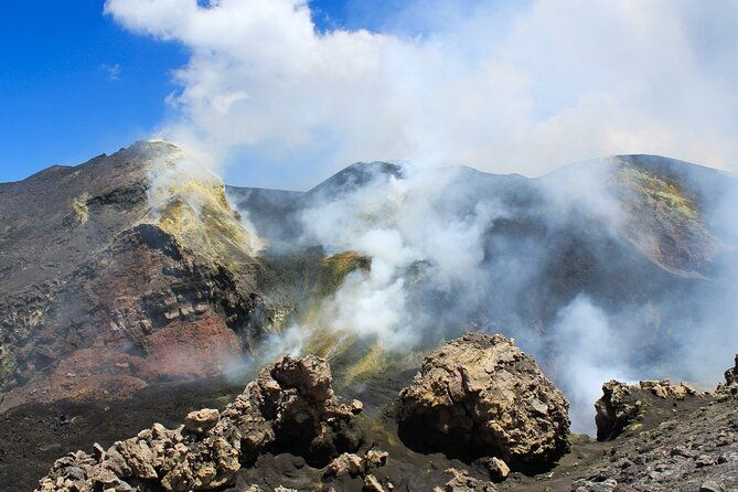 mt-etna-trek-reach-the-highest-peaks-of-the-volcano-tickets-inc-3