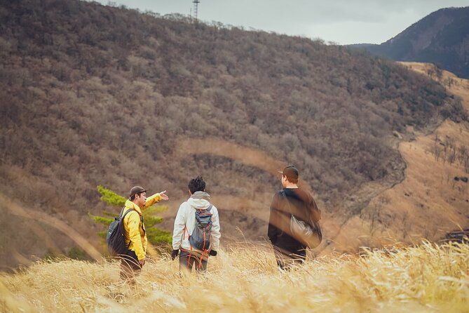 mt-yufu-grassland-private-hiking-and-lunch