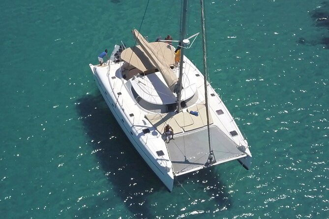 mykonos-catamaran-private-sunset-cruise-full-meal-open-bar