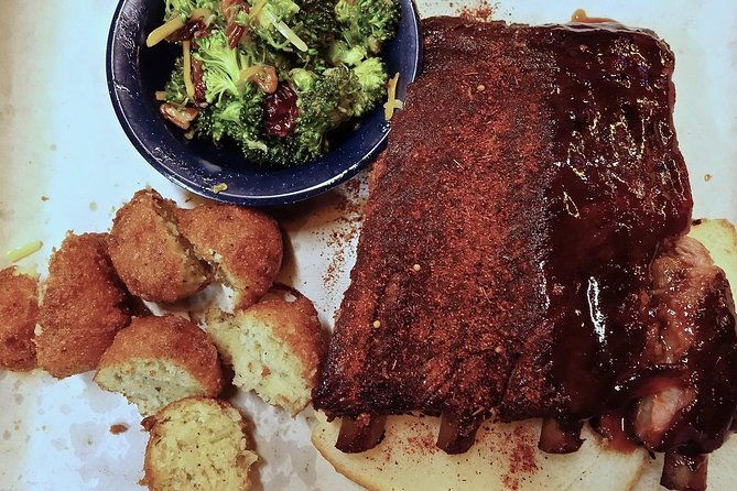 nashville-private-walking-food-tour-with-secret-food-tours