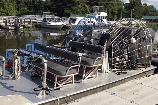 nawlins-luxury-airboat-swamp-tour-with-transportation