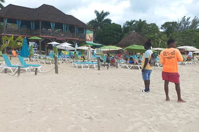 negril-7-miles-white-sand-beach-and-ricks-cafe-from-montago-bay