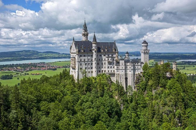 neuschwanstein-castle-and-brewery-tour-from-garmisch-partenkirchen