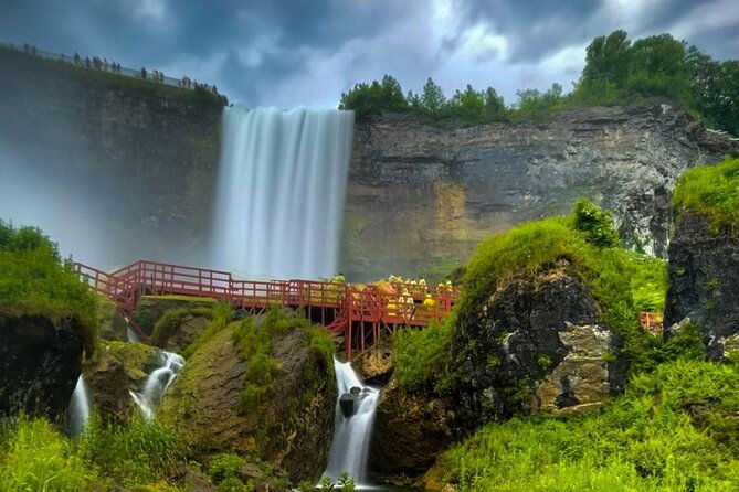 niagara-falls-attraction-pass-boat-cave-trolley-and-3-falls-2
