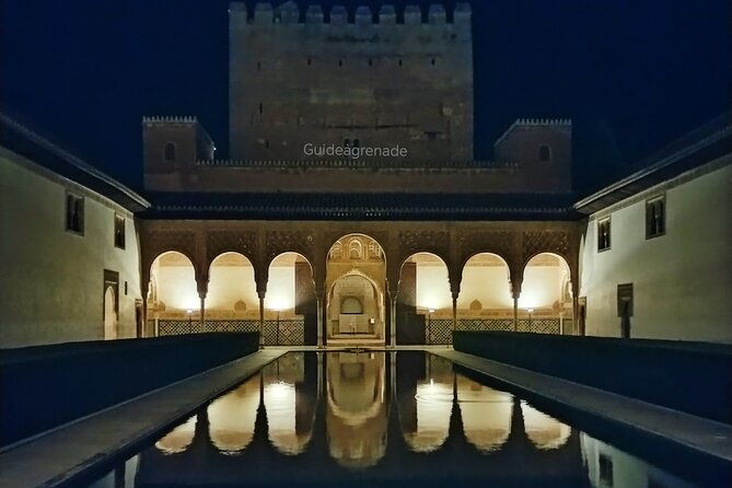 night-tour-of-alhambra-and-the-nasrid-palaces
