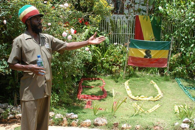 nine-miles-bob-marleys-birthplace-and-river-tubing-from-montego-bay