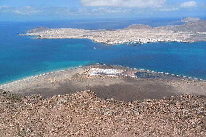 north-tour-viewpoint-brunch-white-beach-lava-pools
