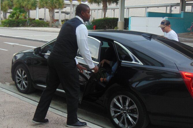 one-way-private-bahamas-airport-transportation-with-free-wifi