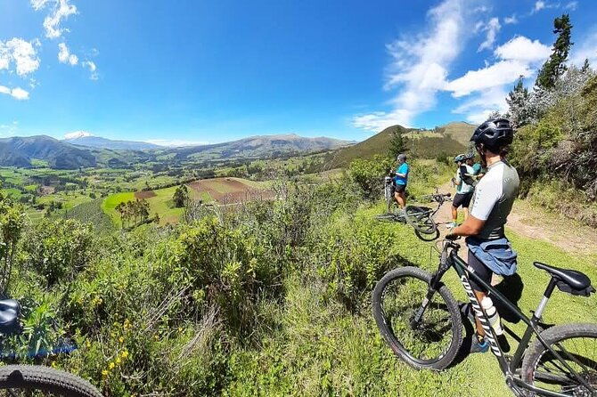 otavalo-and-its-surroundings-by-bike