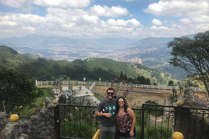 pablo-escobar-historic-tour-and-cable-car