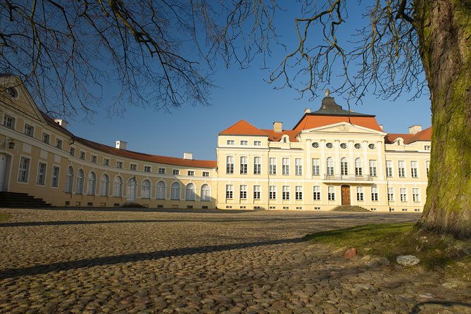 palace-castle-and-ancient-oaks-rogalin-and-kornik-guided-tour-from-poznan