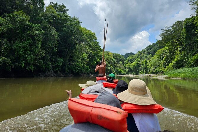 panama-embera-tribe-boat-ride-fruits-lunch