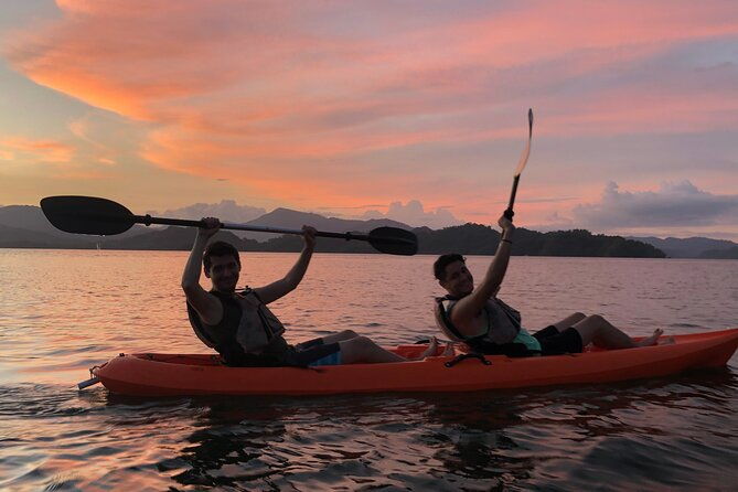 paquera-sunset-and-full-moon-kayak-tour