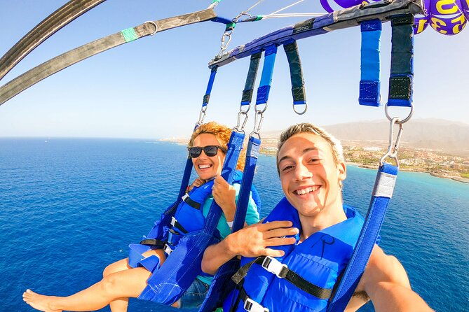 parasailing-flight-adventure-in-amalfi-coast
