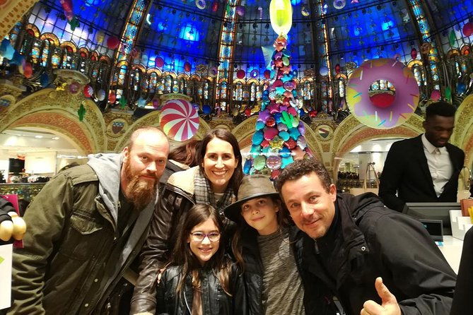paris-christmas-illuminations-and-local-festivities-private-tour