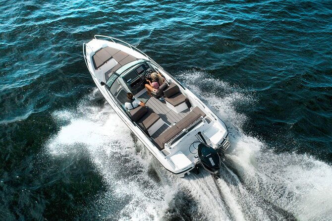 paros-antiparos-private-cruise-with-a-luxury-speedboat-2