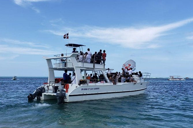 party-boat-booze-cruise-and-snorkeling-open-bar