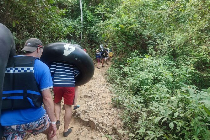 passion-fruit-and-el-saltillo-waterfall-tour