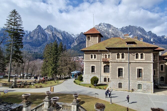 peles-and-cantacuzino-castles-small-group-day-tour-from-brasov