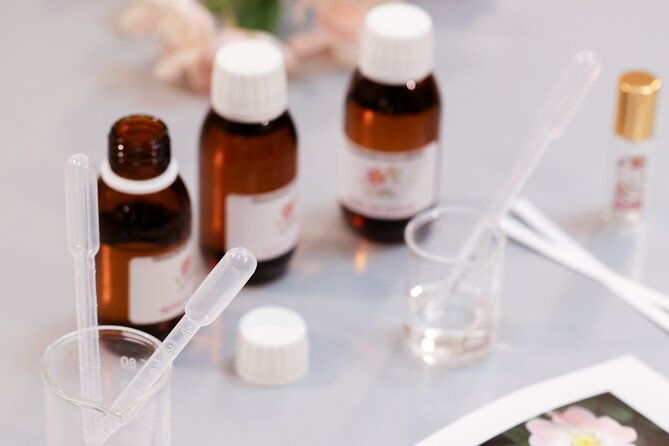 perfume-making-class-and-guided-visit-of-fragonard-in-grasse-2