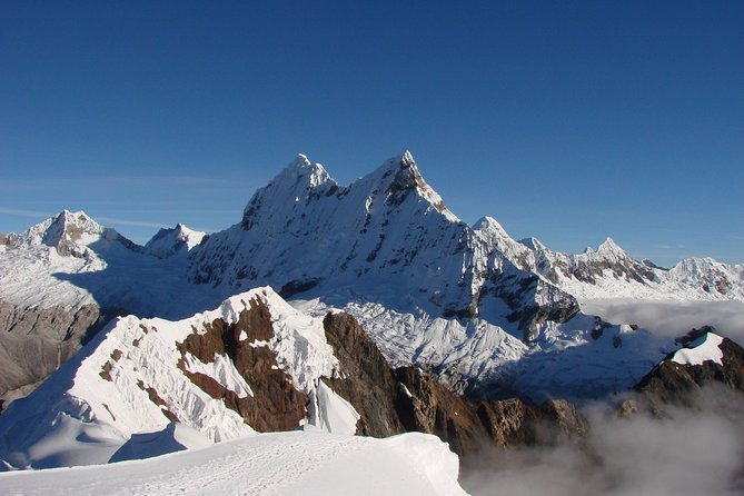 pisco-peak-climbing-5700m-3-days-expedition-for-all-levels