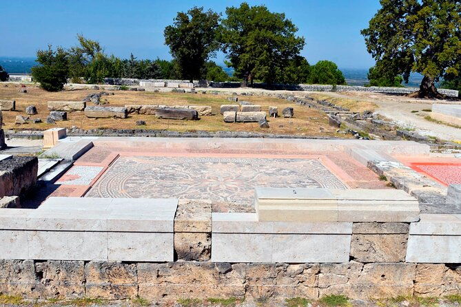 polycentric-museum-aigai-royal-graves-e-ticket-with-audio-guide