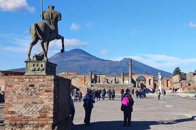 pompeii-tour-with-archaeologist-guide-skip-the-line-entry