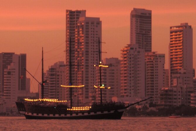 premium-boat-rosario-islands-rental-experience