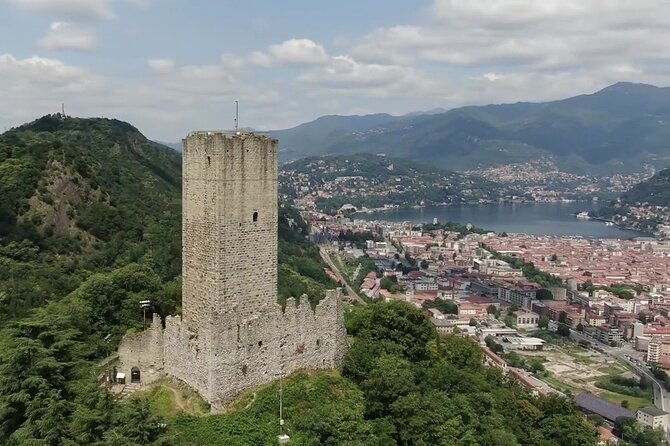 private-2-hour-tour-of-the-medieval-castle-over-lake-como-2