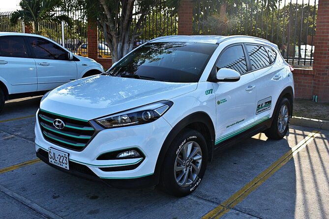 private-airport-transfer-from-santa-marta-airport-to-hotel-in-santa-marta
