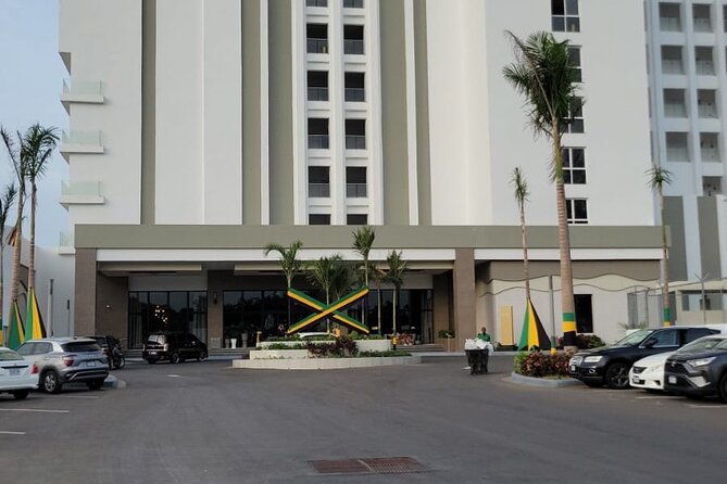 private-airport-transfer-riu-aquarelle-excellence-oyster-bay