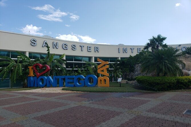 private-airport-transfer-to-hotels-in-ocho-rios-round-trip