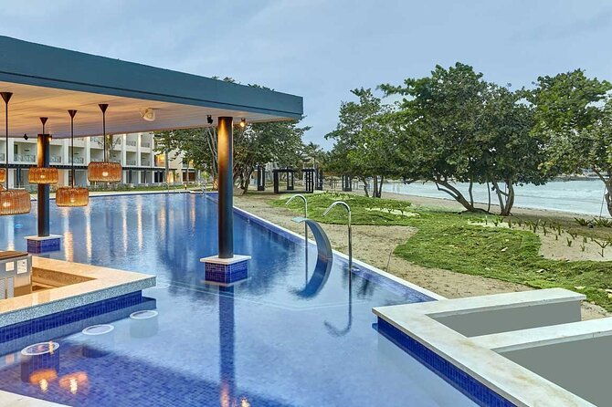 private-airport-transfer-to-royalton-negril-resort