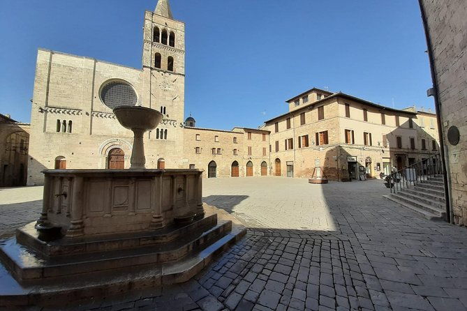 private-bevagna-walking-tour-with-official-guide