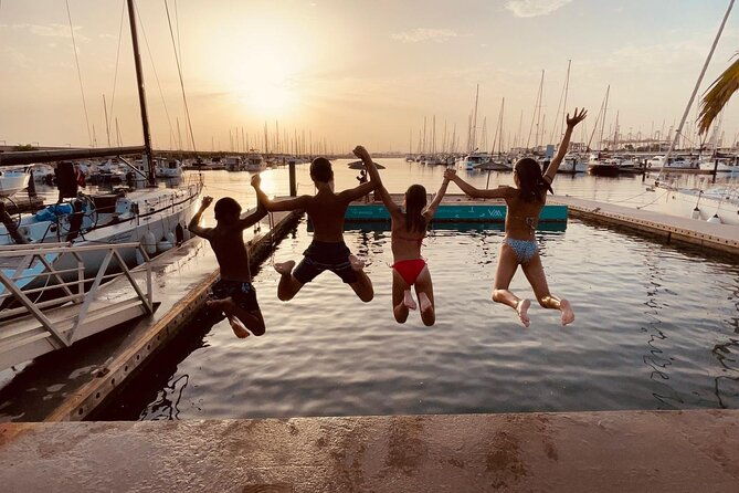 private-boat-tour-along-the-coast-of-valencia-2