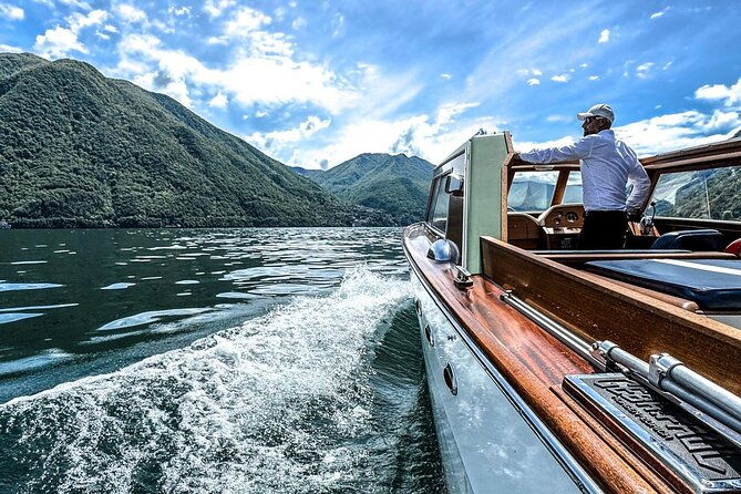 private-boat-tour-on-lake-como-4