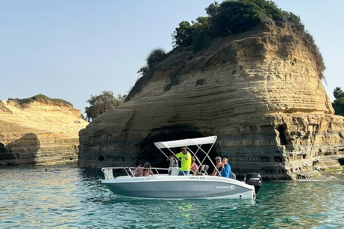private-boat-trip-with-skipper-in-corfu