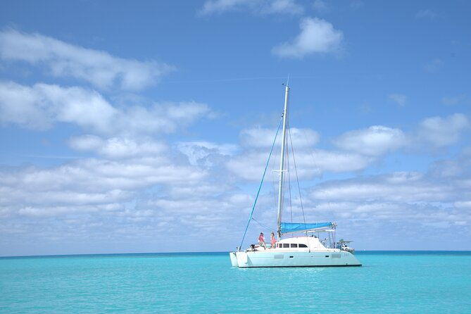 private-catamaran-swim-sail-snorkel-cliff-jumping-sup