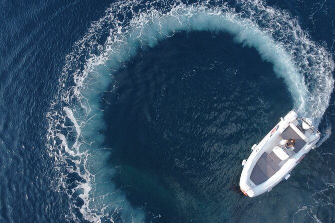 private-charter-tour-boat-exscursion-from-genoa-to-portofino