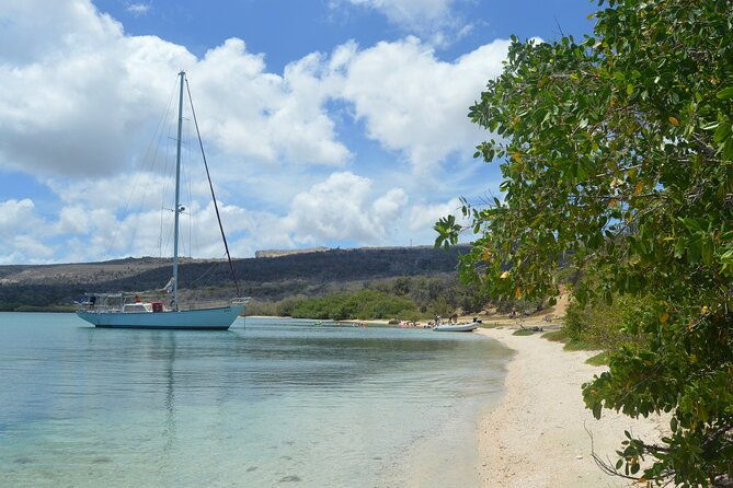 private-charter4-hours-spanish-watersfuik-bay-bbq-and-snorkel