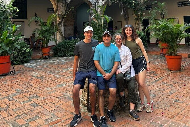 private-city-tour-cartagena-2