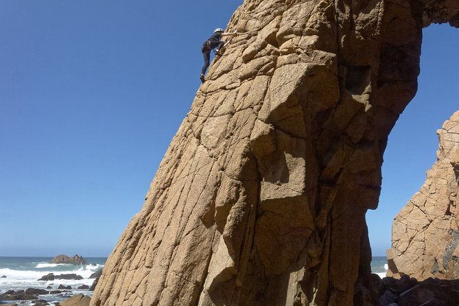 private-climbing-by-the-cliffs-of-cabo-da-roca