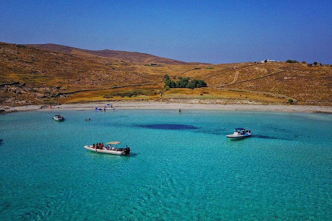 private-cruise-paros-delos-rhenia-mykonos