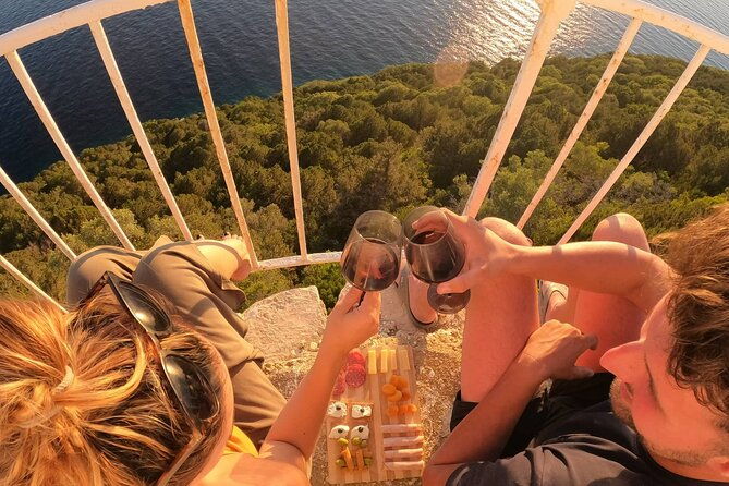 private-cruise-sunset-tour-at-the-syvota-lighthouse